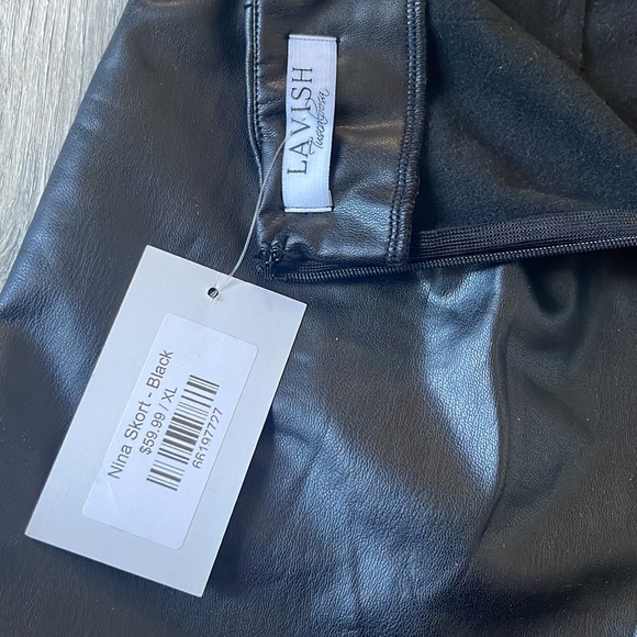NWT Faux Leather Skort - Picture 5 of 5